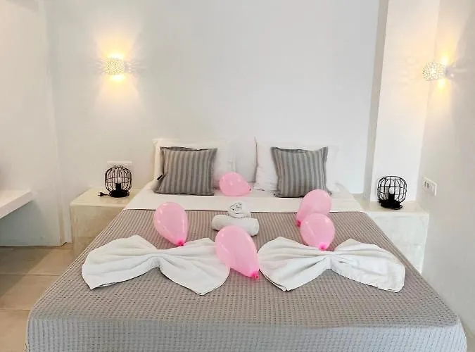 White Lily & Lofts - Adults Only 16 Playa de Perivolos