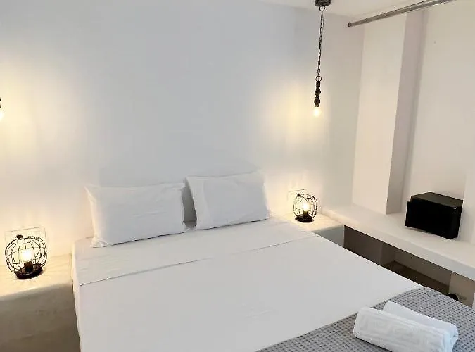 White Lily & Lofts - Adults Only 16 *