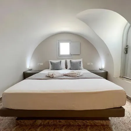White Lily & Lofts - Adults Only 16 Hotel *