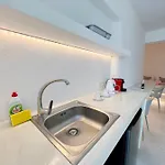 White Lily & Lofts - Adults Only 16 * Perivolos (Santorini)
