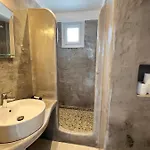 White Lily & Lofts - Adults Only 16 *