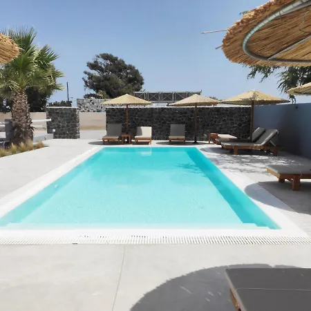 White Lily & Lofts - Adults Only 16