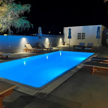 White Lily & Lofts - Adults Only 16 Perivolos (Santorini)