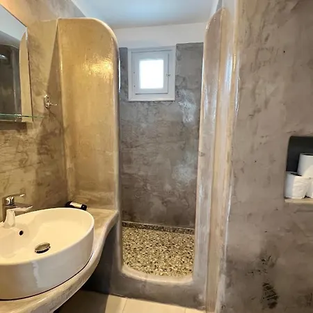 White Lily & Lofts - Adults Only 16 *