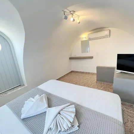 Hotel White Lily & Lofts - Adults Only 16 Perivolos (Santorini)