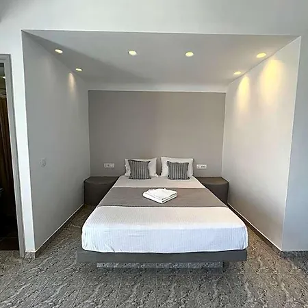מלון White Lily & Lofts - Adults Only 16 פריבולוס