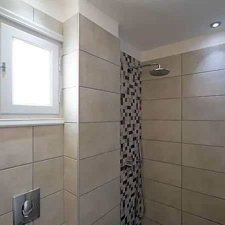 White Lily & Lofts - Adults Only 16 * Perivolos (Santorini)