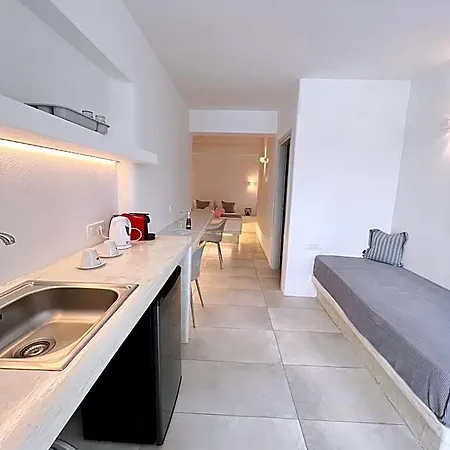 White Lily & Lofts - Adults Only 16 מלון פריבולוס