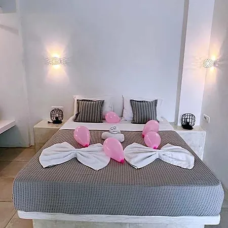 White Lily & Lofts - Adults Only 16 *