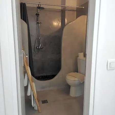 מלון White Lily & Lofts - Adults Only 16