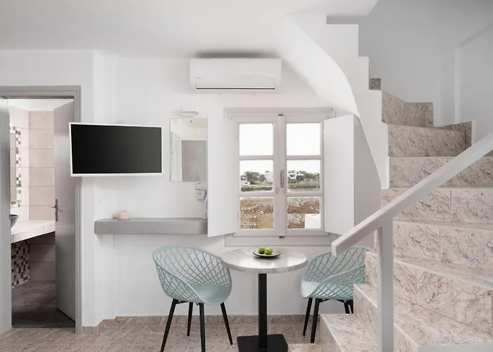 White Lily & Lofts - Adults Only 16 Hotel *