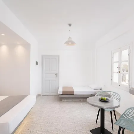 White Lily & Lofts - Adults Only 16 호텔 *