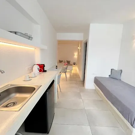 Otel White Lily & Lofts - Adults Only 16 Perivolos (Santorini)