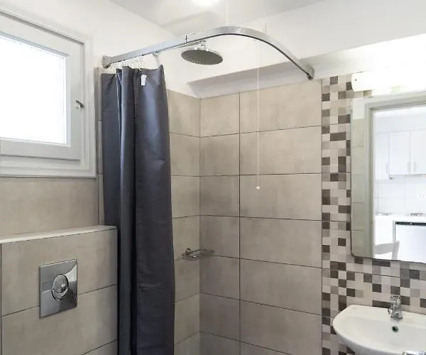 White Lily & Lofts - Adults Only 16 Hotell *