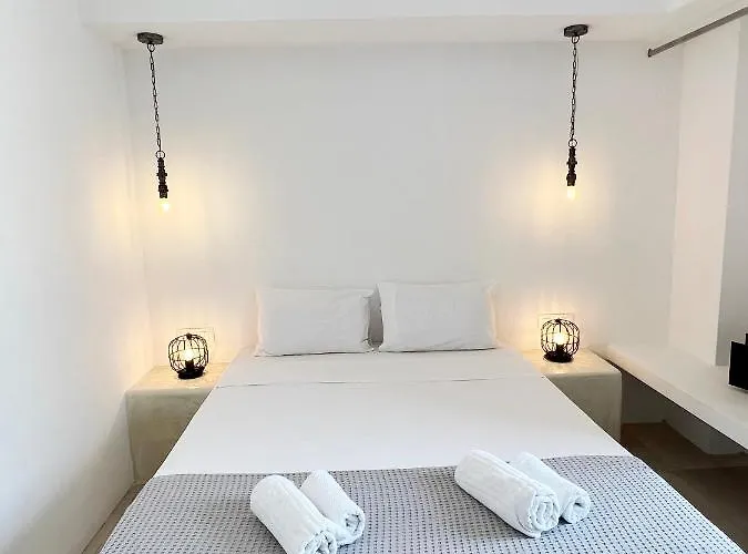 White Lily & Lofts - Adults Only 16 *