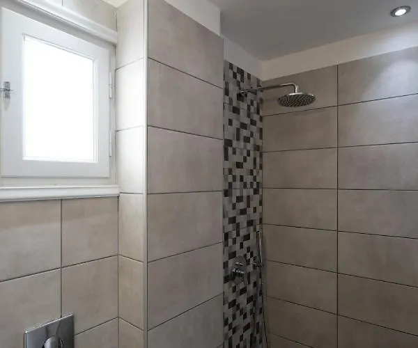 White Lily & Lofts - Adults Only 16 * Περίβολος