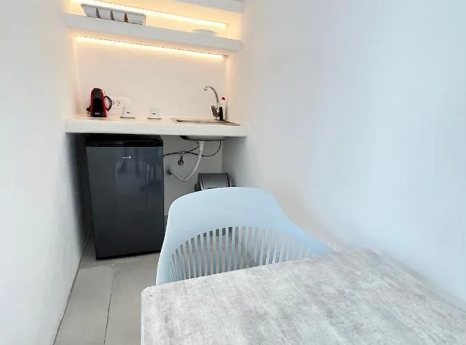 White Lily & Lofts - Adults Only 16 Περίβολος