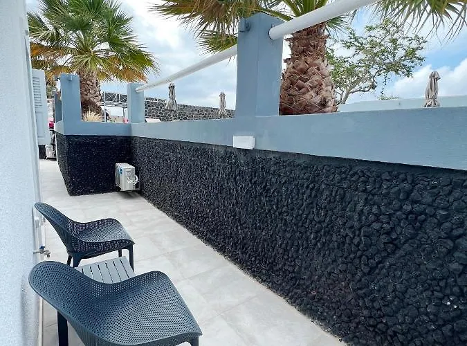 White Lily & Lofts - Adults Only 16 * Περίβολος